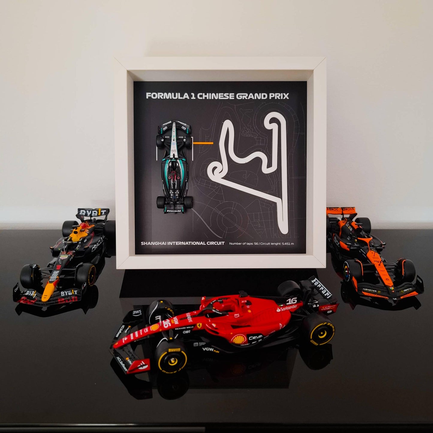 F1 Shanghai - Chinese okvir: pleksiglas 3D staza s Formula 1 modelom