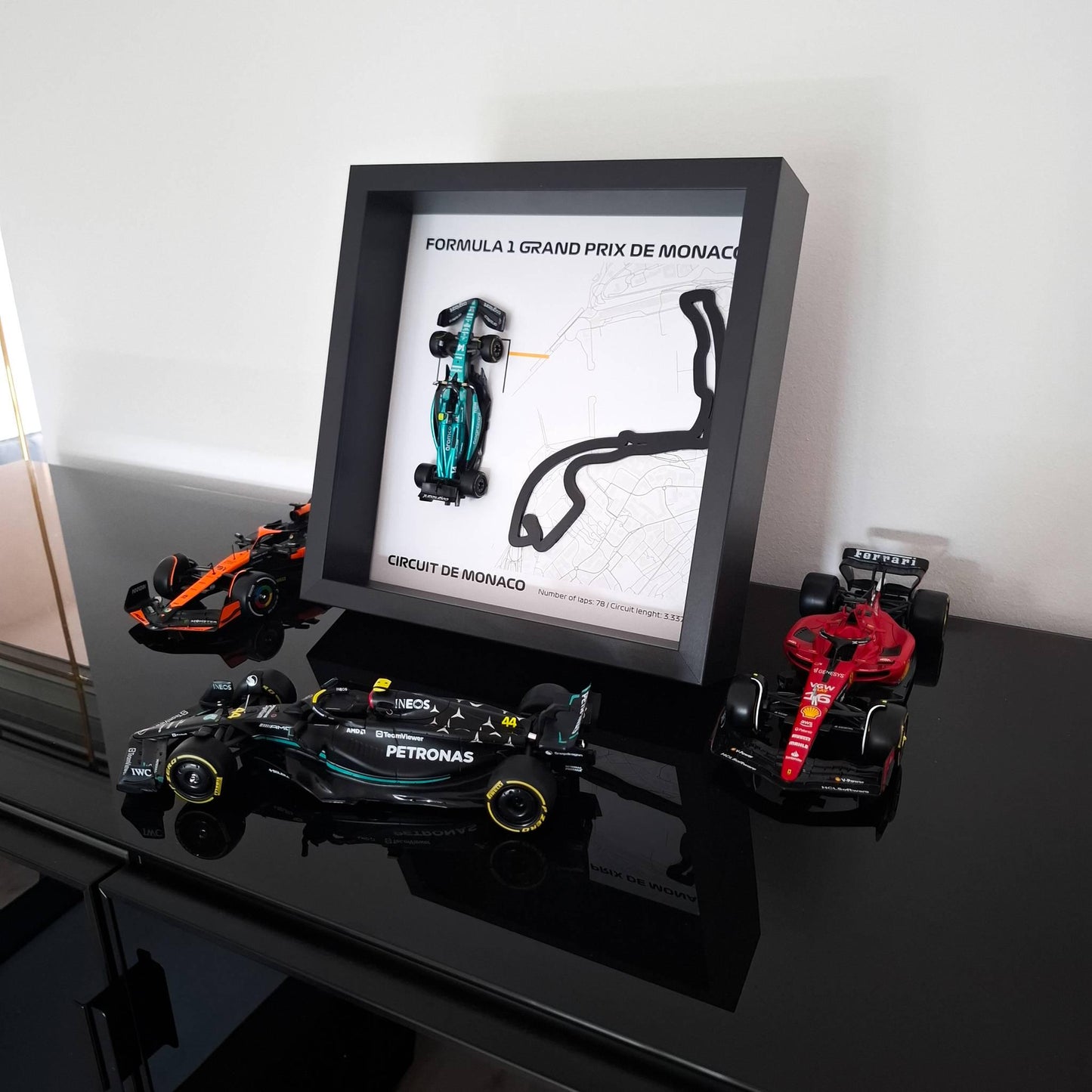F1 Monaco okvir: pleksiglas 3D staza s Formula 1 modelom