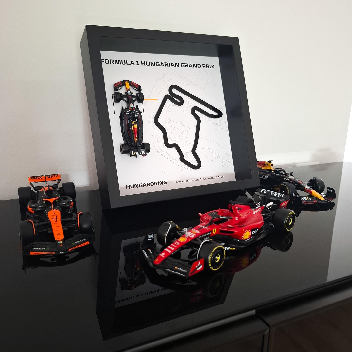 F1 Hungarian okvir: Hungaroring Pleksiglas 3D staza s Formula 1 modelom