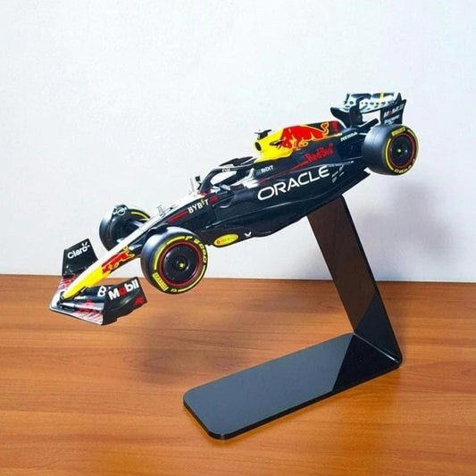 Model automobila F1 RB19 1:24 s postoljem - Max Verstappen #1 - Poklon za Formulu 1