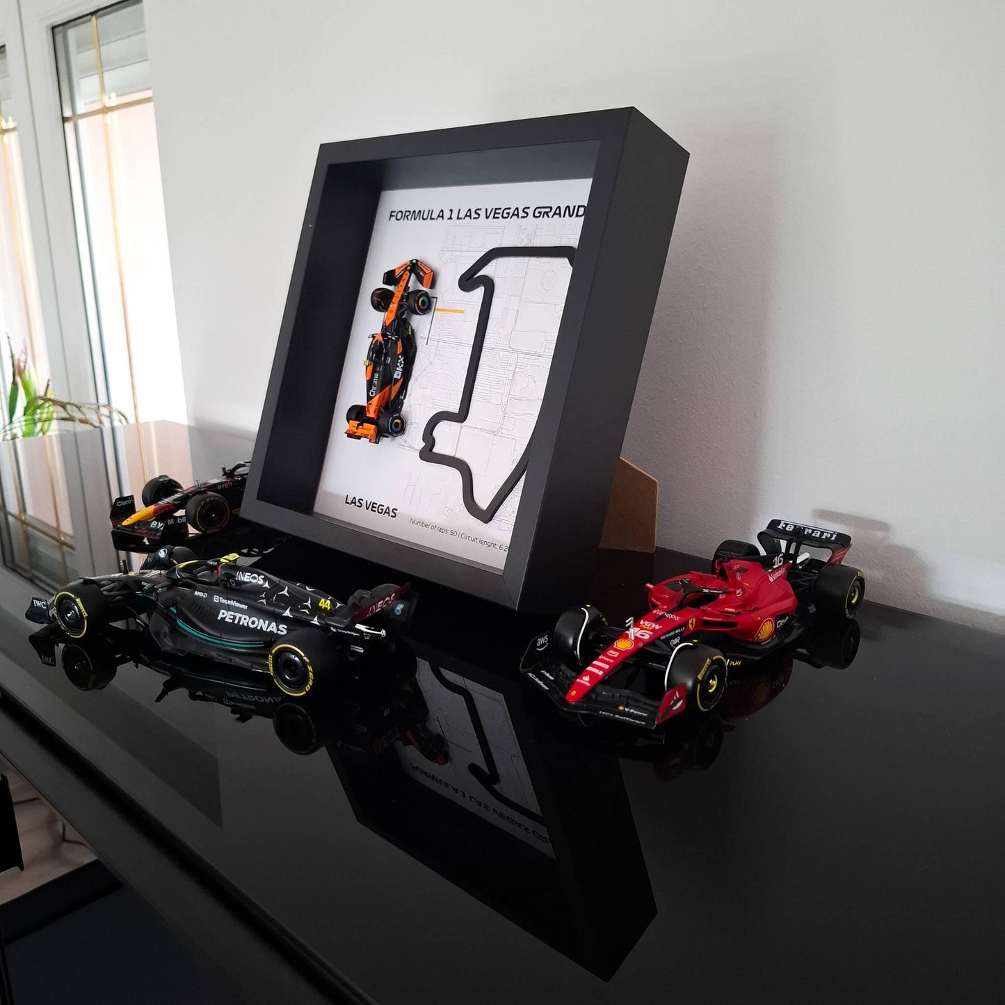 Las Vegas F1 okvir: pleksiglas 3D staza s Formula 1 modelom