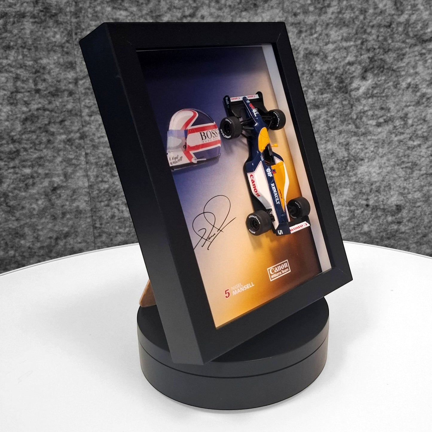Nigel Mansell F1 okvir s Canon Wlliams Team (1:43) modelom - 3D kaciga i potpis