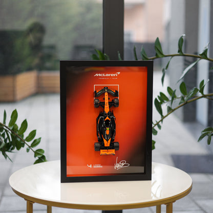 Lando Norris F1 okvir s McLaren (1:24) modelom (30x40cm)