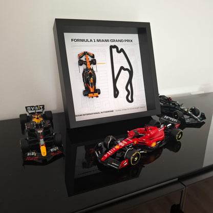 F1 Miami okvir: pleksiglas 3D staza s Formula 1 modelom