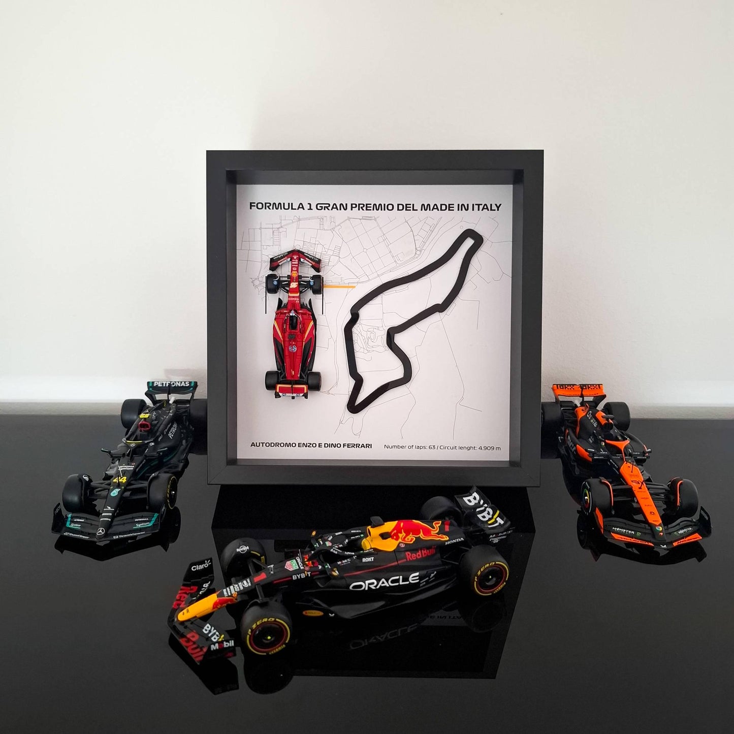 F1 Gran Premio Del Made In Italy okvir: 3D pleksiglas staza s Formula 1 modelom