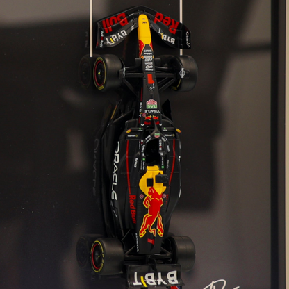 Max Verstappen F1 okvir s McLaren (1:24) modelom (30x40cm)