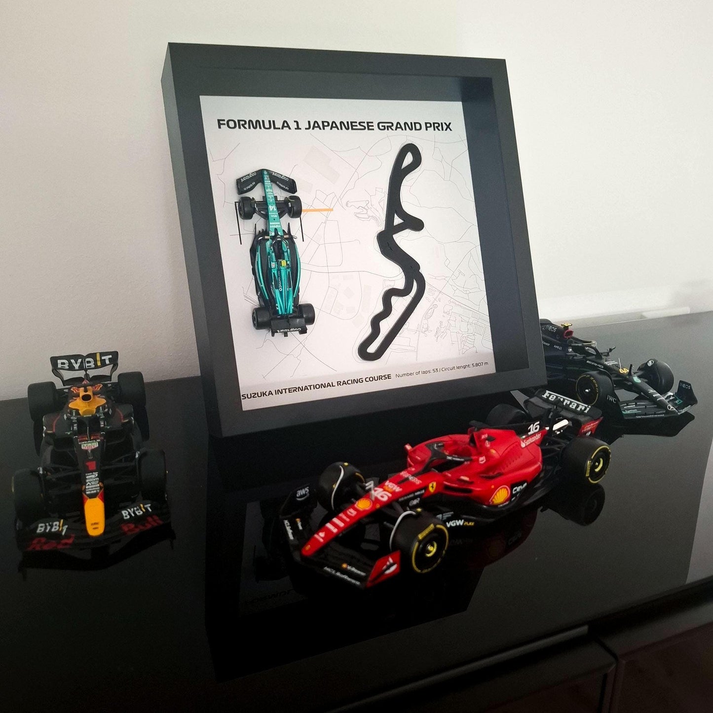 F1 Suzuka Japanese okvir: pleksiglas 3D staza s Formula 1 modelom