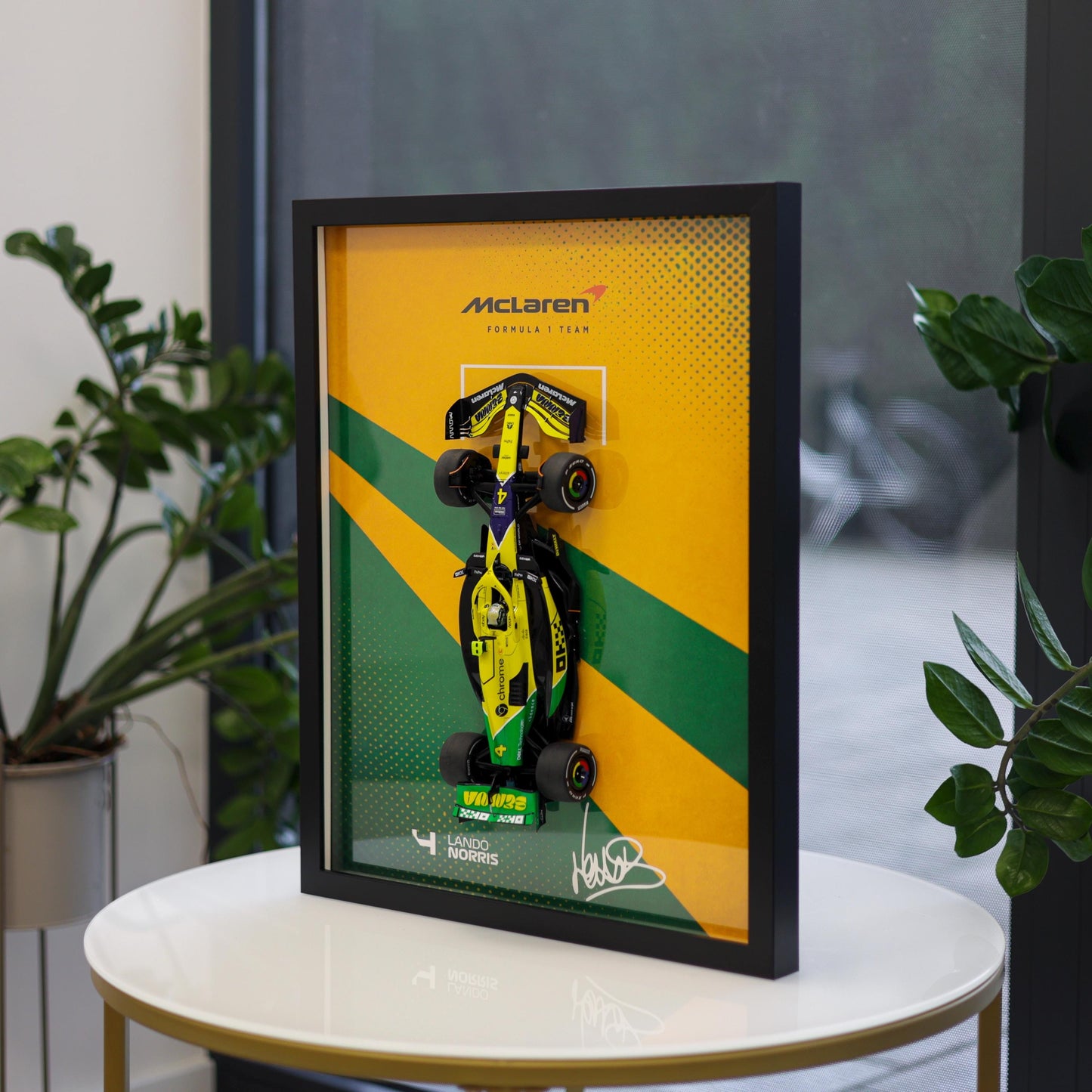 Lando Norris F1 - McLaren - 3D Framed Artwork (XL) – 1:18 Car Model - 40x50cm