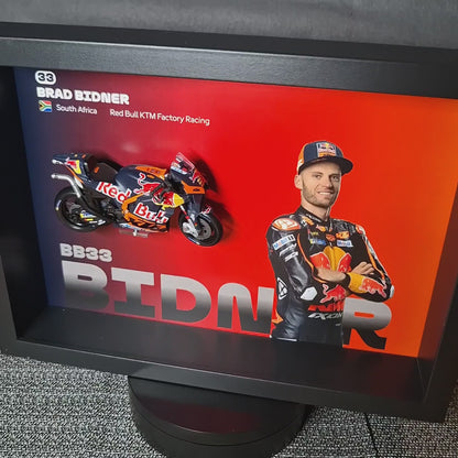 Brad Bidner moto 3D okvir