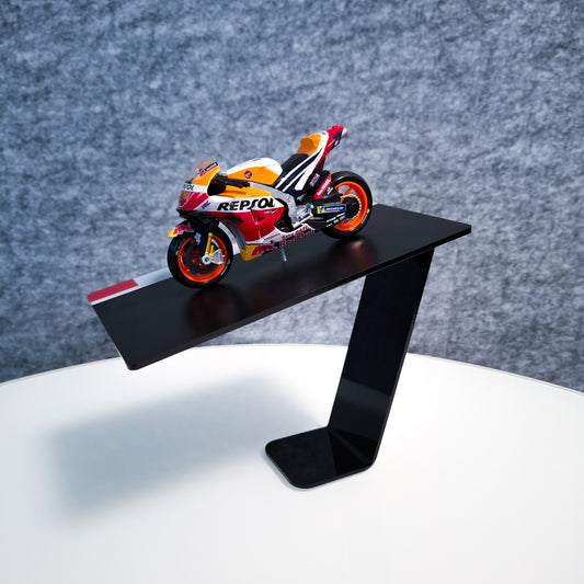 Moto Model na stalku (1:43) - Pol Espargaro #44